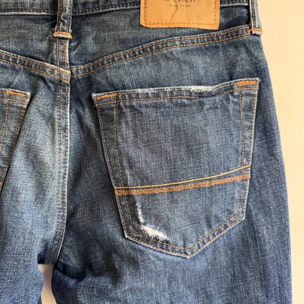 Abercrombie & Fitch The A&F Boot Button Fly Distressed Jeans Men's Size 28 x 30